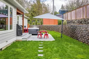 1934 W 8th St, Port Angeles, WA 98363 - Photo 33