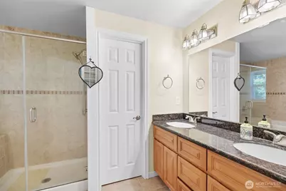 12424 106th Place NE, Kirkland, WA 98034 - Photo 23