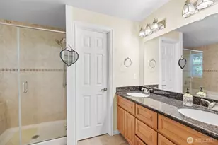 12424 106th Pl NE, Kirkland, WA 98034 - Photo 23