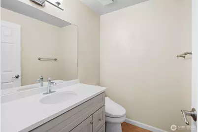 12424 106th Place NE, Kirkland, WA 98034 - Photo 17