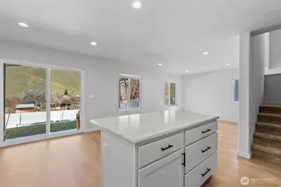 1275 Theo Way, Rock Island, WA 98850 - Photo 7