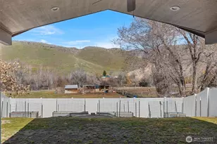 1275 Theo Wy, Rock Island, WA 98850 - Photo 23