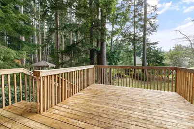 2011 Pine Wood Way, Oak Harbor, WA 98277 - Photo 7