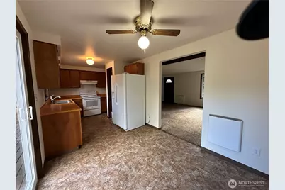 240 NE Chinook Drive, Belfair, WA 98528 - Photo 17