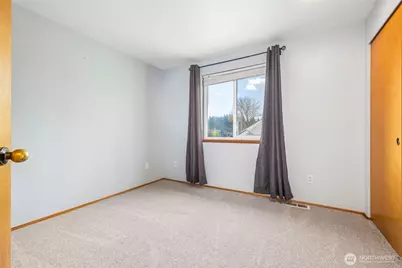 2310 20th Street SE, Puyallup, WA 98374 - Photo 19