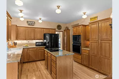 19607 110th Place NE, Bothell, WA 98011 - Photo 17