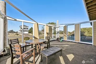 898 S Sand Dune Avenue SW, Ocean Shores, WA 98569 - Photo 23