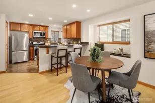 12050 33rd Ave NE, Seattle, WA 98125 - Photo 11