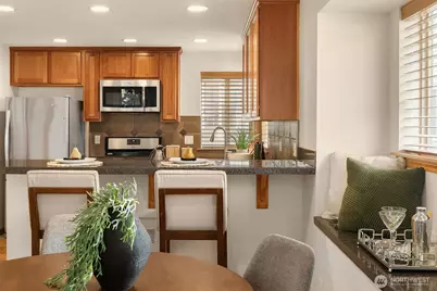 12050 33rd Avenue NE #C, Seattle, WA 98125 - Photo 13