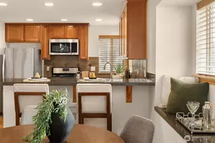 12050 33rd Ave NE, Seattle, WA 98125 - Photo 13