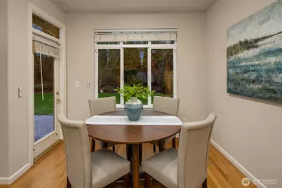 1925 NE 33rd Place, Renton, WA 98056 - Photo 25