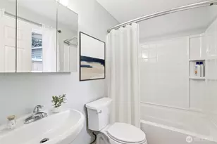 8403 NE 138th St, Kirkland, WA 98034 - Photo 25