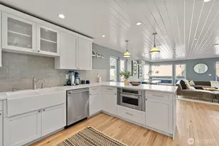 3028 63rd Ave SW, Seattle, WA 98116 - Photo 11