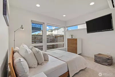 3028 63rd Avenue SW, Seattle, WA 98116 - Photo 21