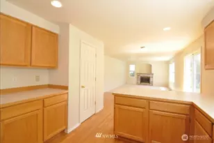 12717 SE 301st St, Auburn, WA 98092 - Photo 17