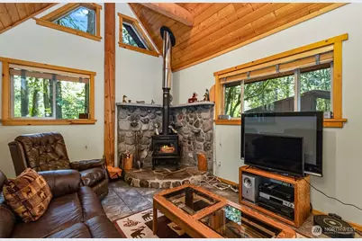 18242 643rd Avenue NE, Baring, WA 98224 - Photo 11