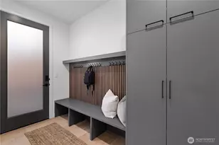 2558 30th Ave W, Seattle, WA 98199 - Photo 13