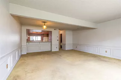 317 SW 112th Street #302, Seattle, WA 98146 - Photo 3