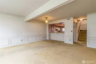 317 SW 112th St, Seattle, WA 98146 - Photo 5