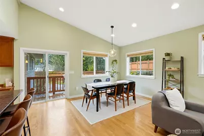 7804 200th Street SW, Edmonds, WA 98026 - Photo 13