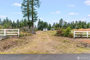 14 Chauncey Ln W, Pacific Beach, WA 98571 - Photo 1