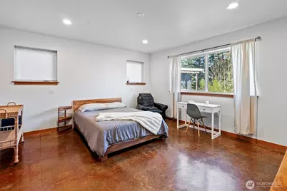 3040 Classic Avenue NE, Bremerton, WA 98310 - Photo 25