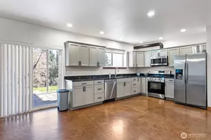 3040 Classic Ave NE, Bremerton, WA 98310 - Photo 21