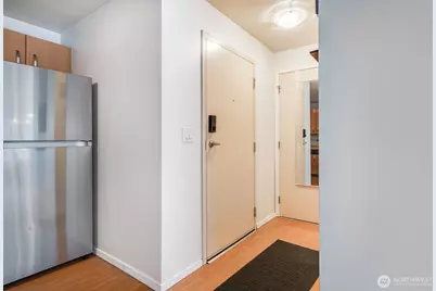 4020 Aurora Avenue N #403, Seattle, WA 98104 - Photo 27