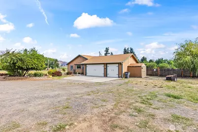 1880 Dilley Road, Tieton, WA 98947 - Photo 5