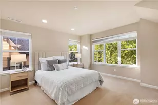 303 Bellevue Way SE, Bellevue, WA 98004 - Photo 21