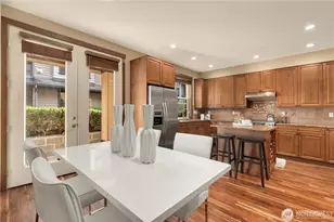 303 Bellevue Way SE, Bellevue, WA 98004 - Photo 13