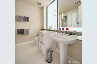715 2nd Avenue #1501, Seattle, WA 98104 - Photo 33
