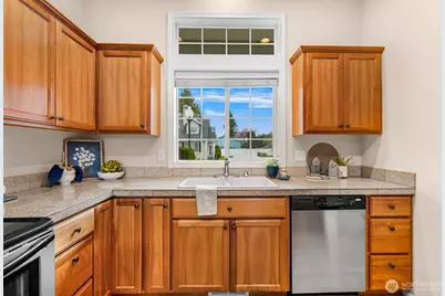 1725 Harrison Place #104, Lynden, WA 98264 - Photo 15