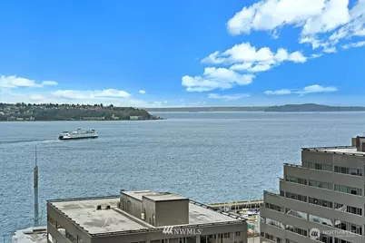 2021 1st Avenue #C10, Seattle, WA 98121 - Photo 9