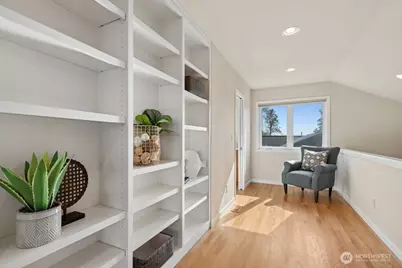 5720 59th Avenue NE, Seattle, WA 98105 - Photo 13