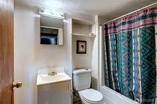 1612 22nd Ave E, Seattle, WA 98112 - Photo 19