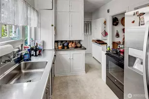 1612 22nd Ave E, Seattle, WA 98112 - Photo 11