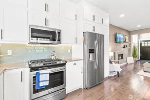 32794 Abrams Ave, Black Diamond, WA 98010 - Photo 11