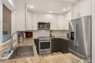 10409 110th St NE, Arlington, WA 98223 - Photo 13