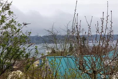 2411 E 13th Street, Bremerton, WA 98310 - Photo 31