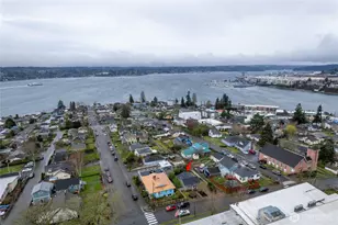 2411 E 13th St, Bremerton, WA 98310 - Photo 37