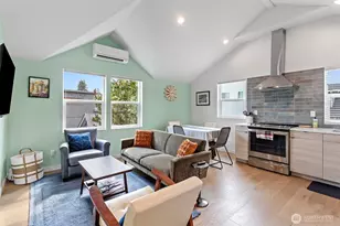 3013 61st Ave SW, Seattle, WA 98116 - Photo 11