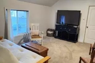 612 Hunt Ave, Sumner, WA 98390 - Photo 17