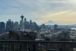 7 Highland Dr, Seattle, WA 98109 - Photo 25