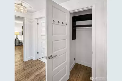 7 Highland Drive #101, Seattle, WA 98109 - Photo 9