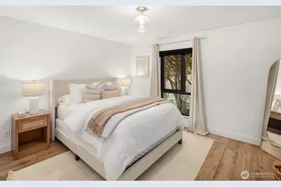 7 Highland Drive #101, Seattle, WA 98109 - Photo 11