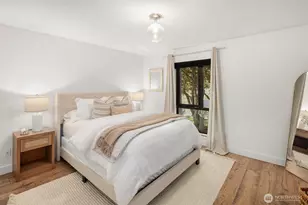 7 Highland Dr, Seattle, WA 98109 - Photo 11