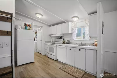 441 NE Schooner Loop, Belfair, WA 98528 - Photo 9