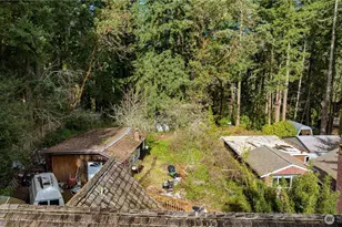 2552 NE 168th St, Lake Forest Park, WA 98155 - Photo 9