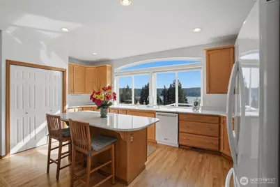 4987 Illahee Road NE, Bremerton, WA 98311 - Photo 13